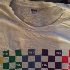 Pink tshirt( yellow, blue green purple and red